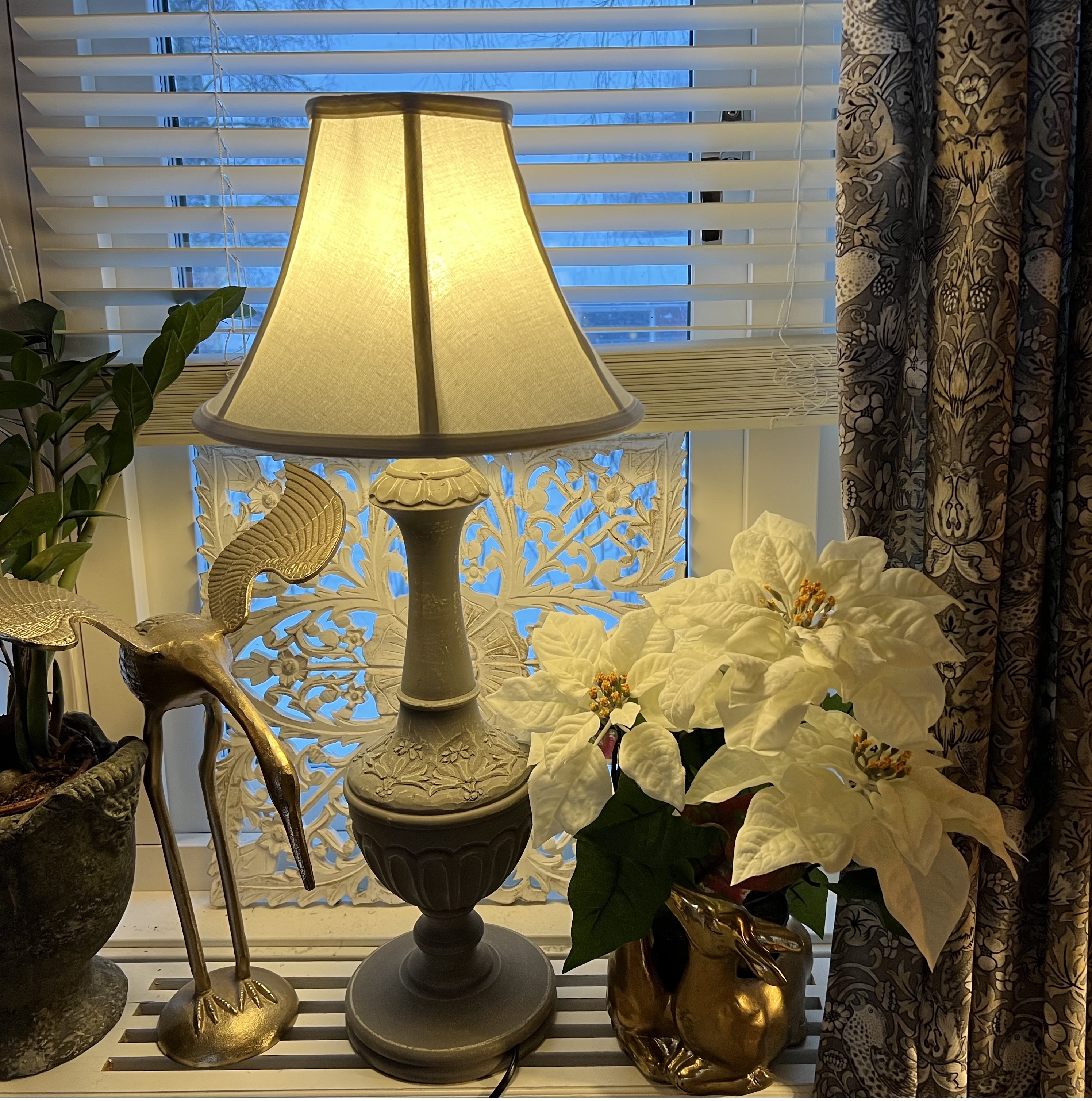 Lampskärm Ella vit 30 cm fransk lantstil  lantlig stil