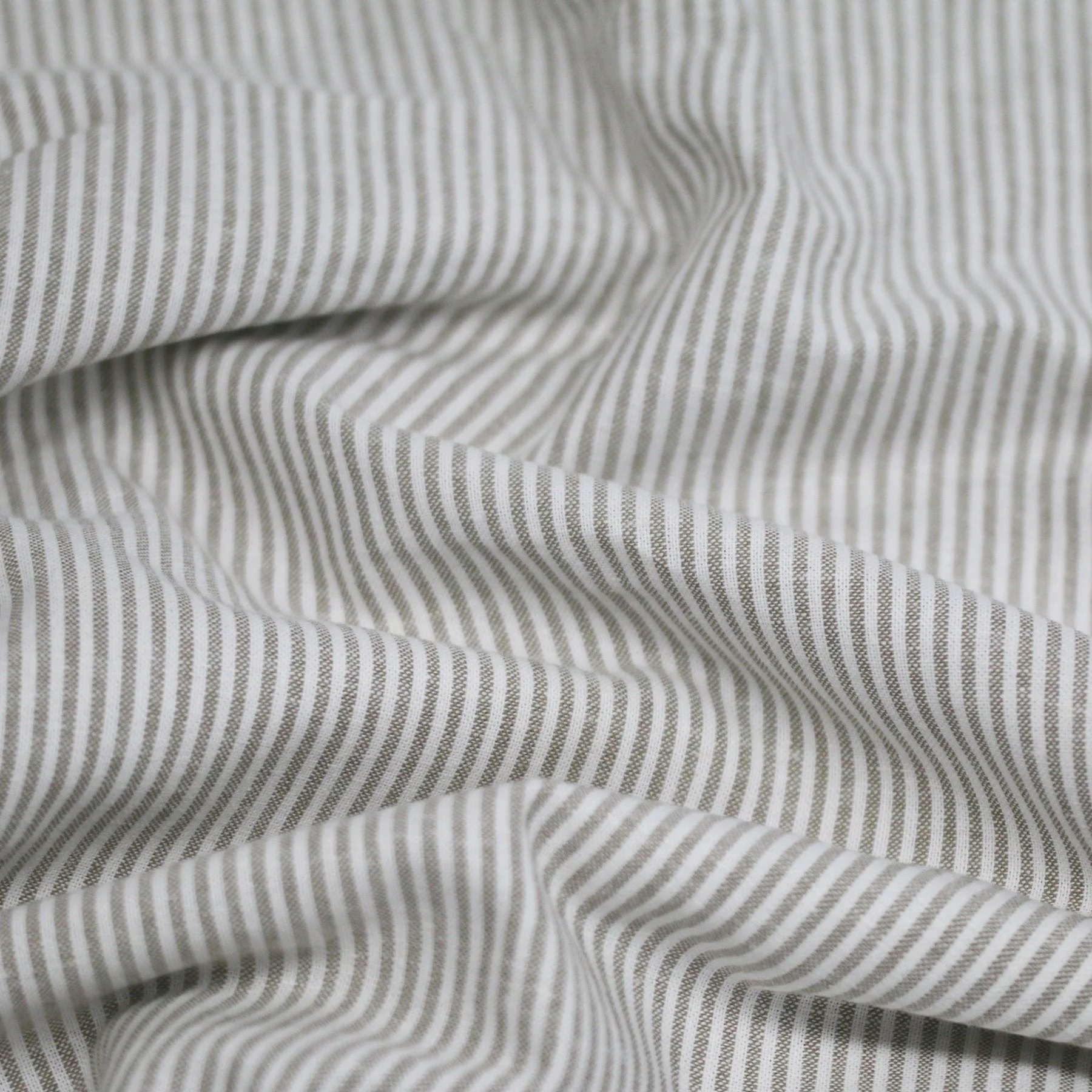 SMALL STRIPE LINEN - TAUPE