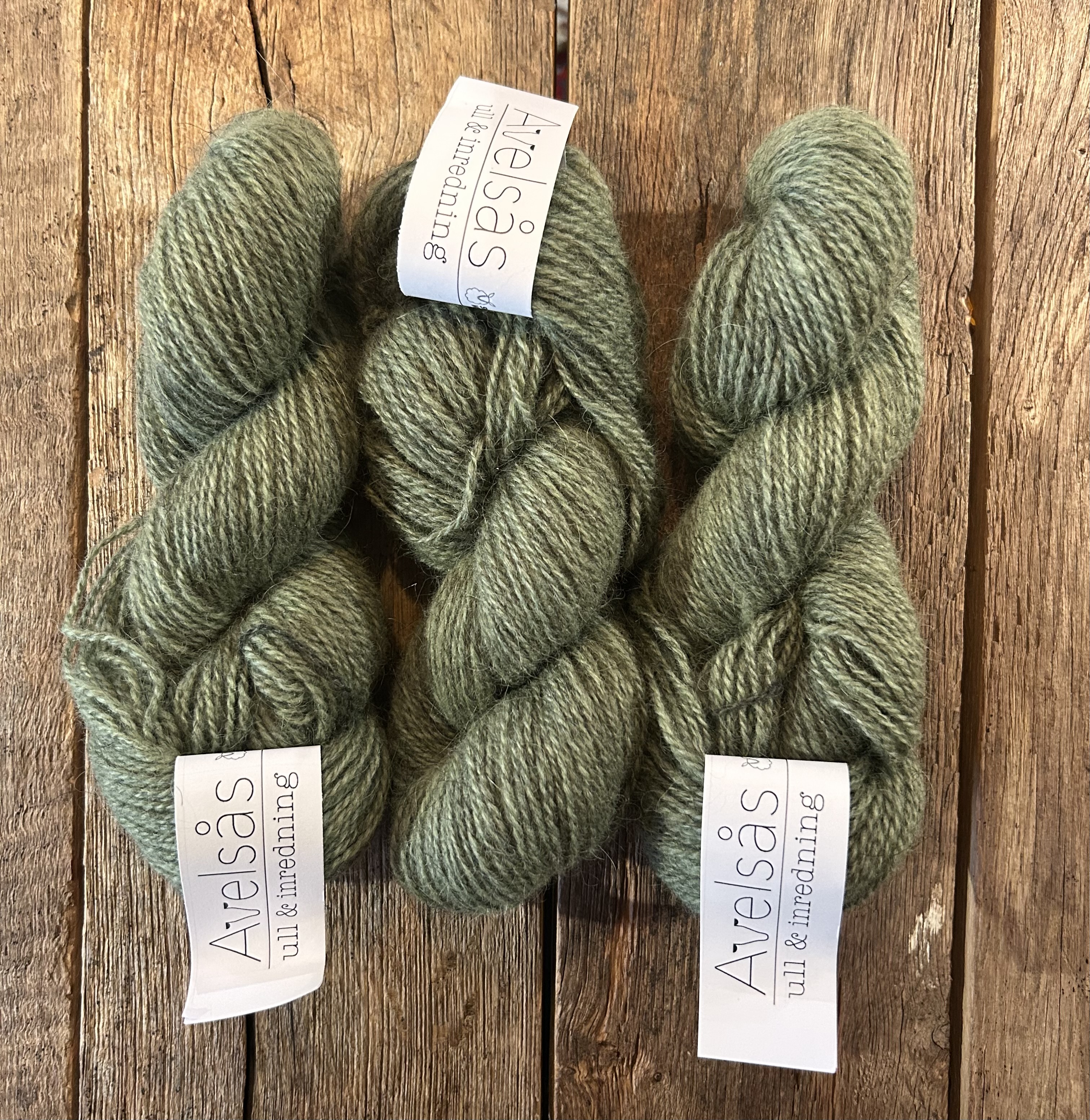 Helsingegarn Astrid Green