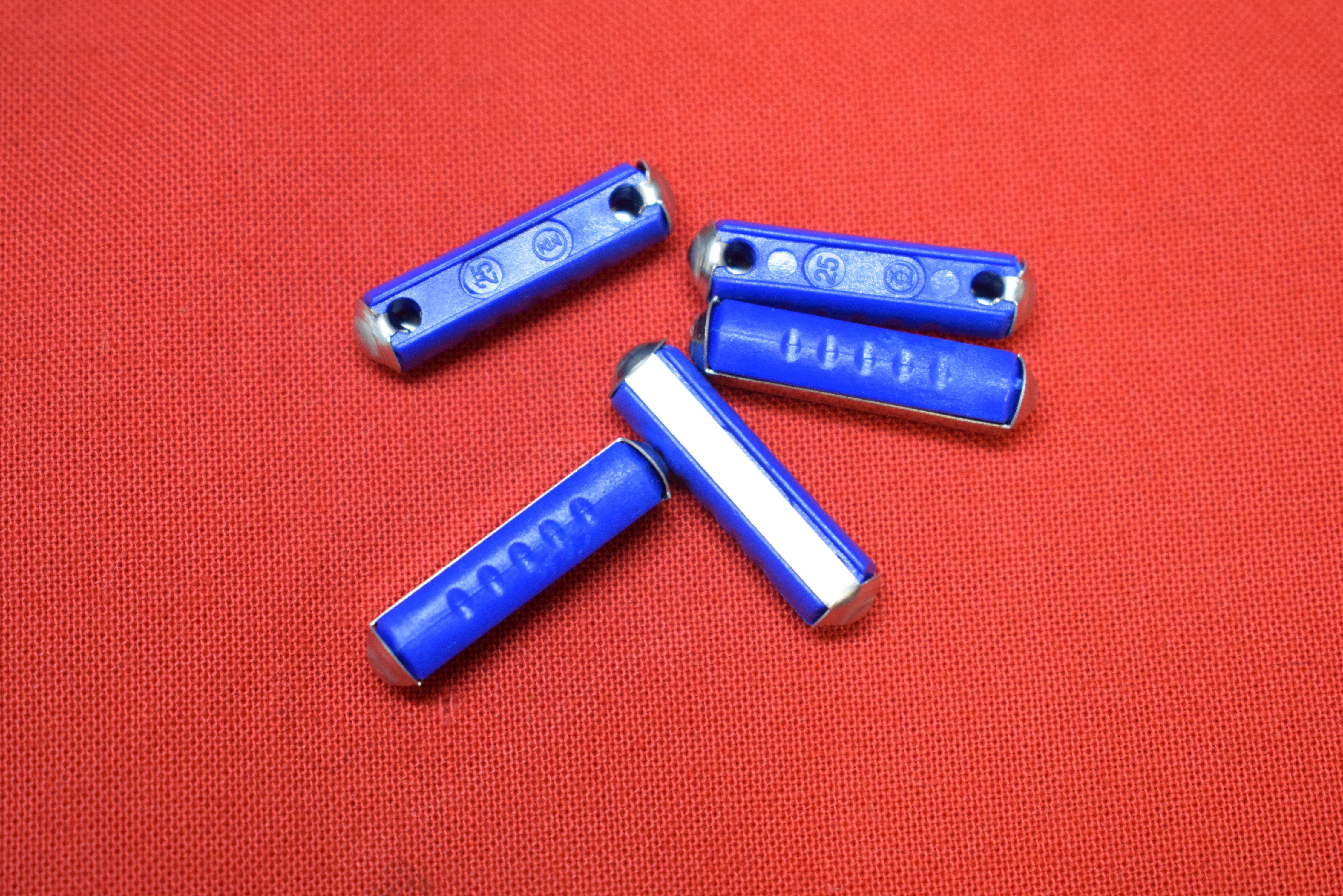Fuse holder and fuses