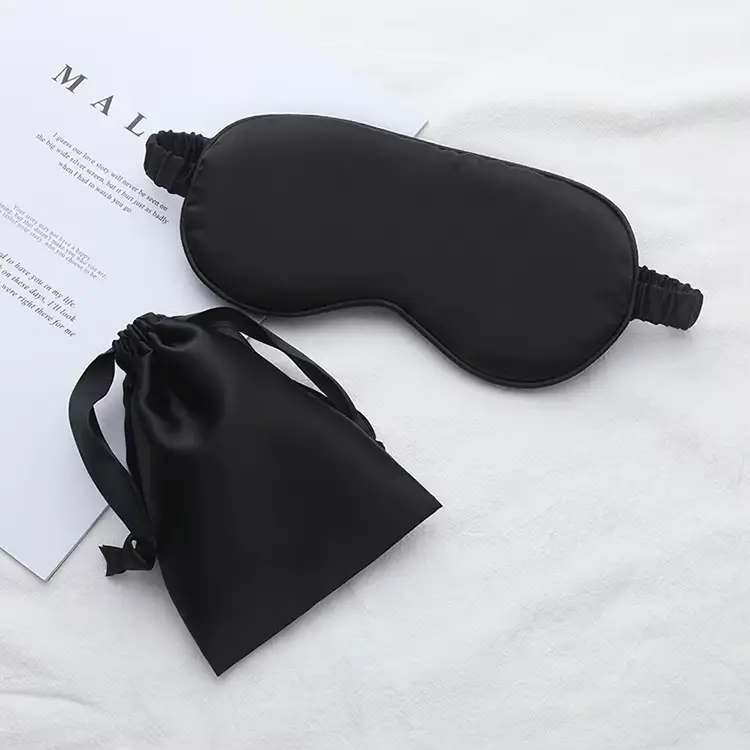 Sovmask och scrunchie set i satin - 8