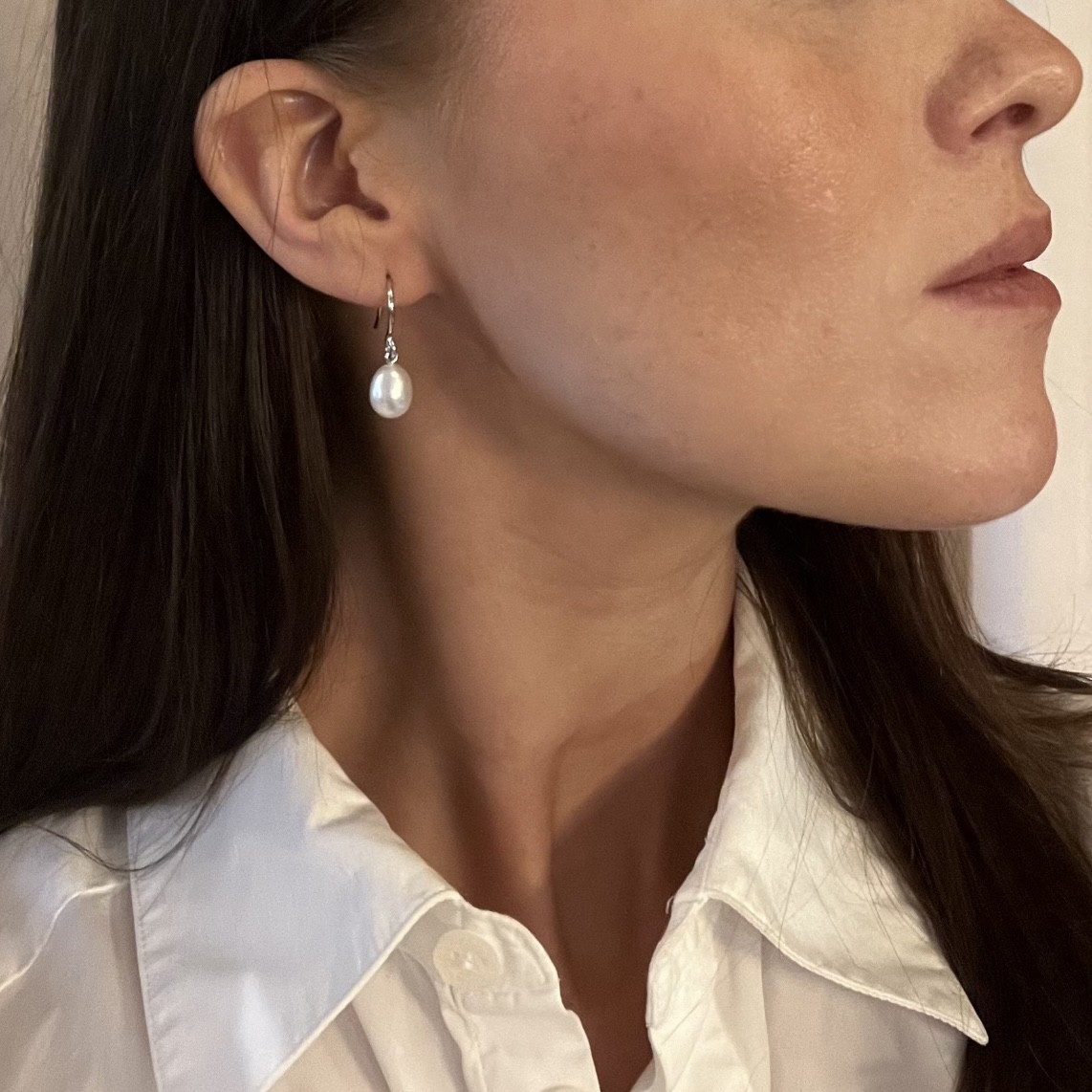 Örhängen pärla vit 7 mm krok silver 