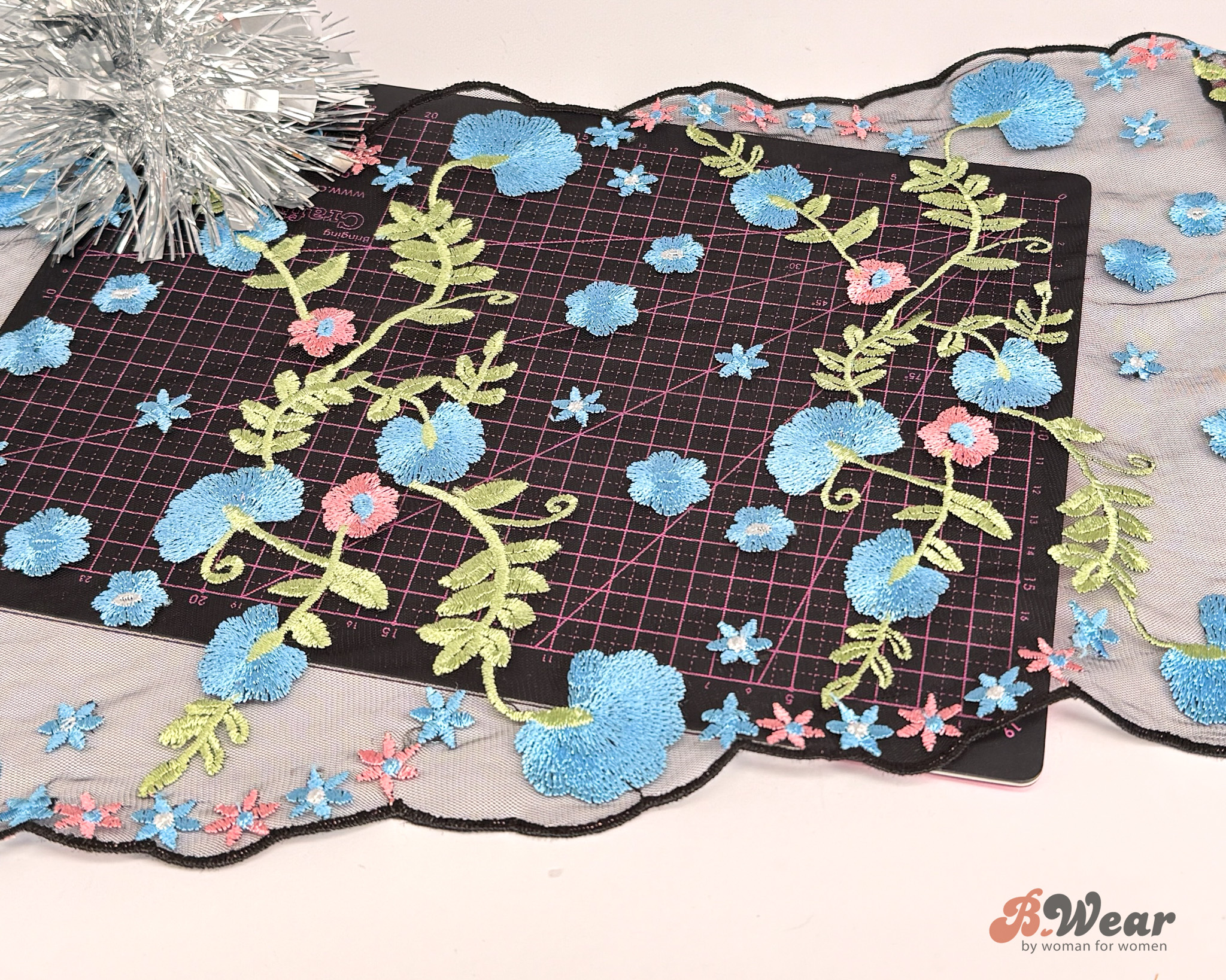 Black non-stretch lace with beautiful flowers light blue & pink - 25 cm