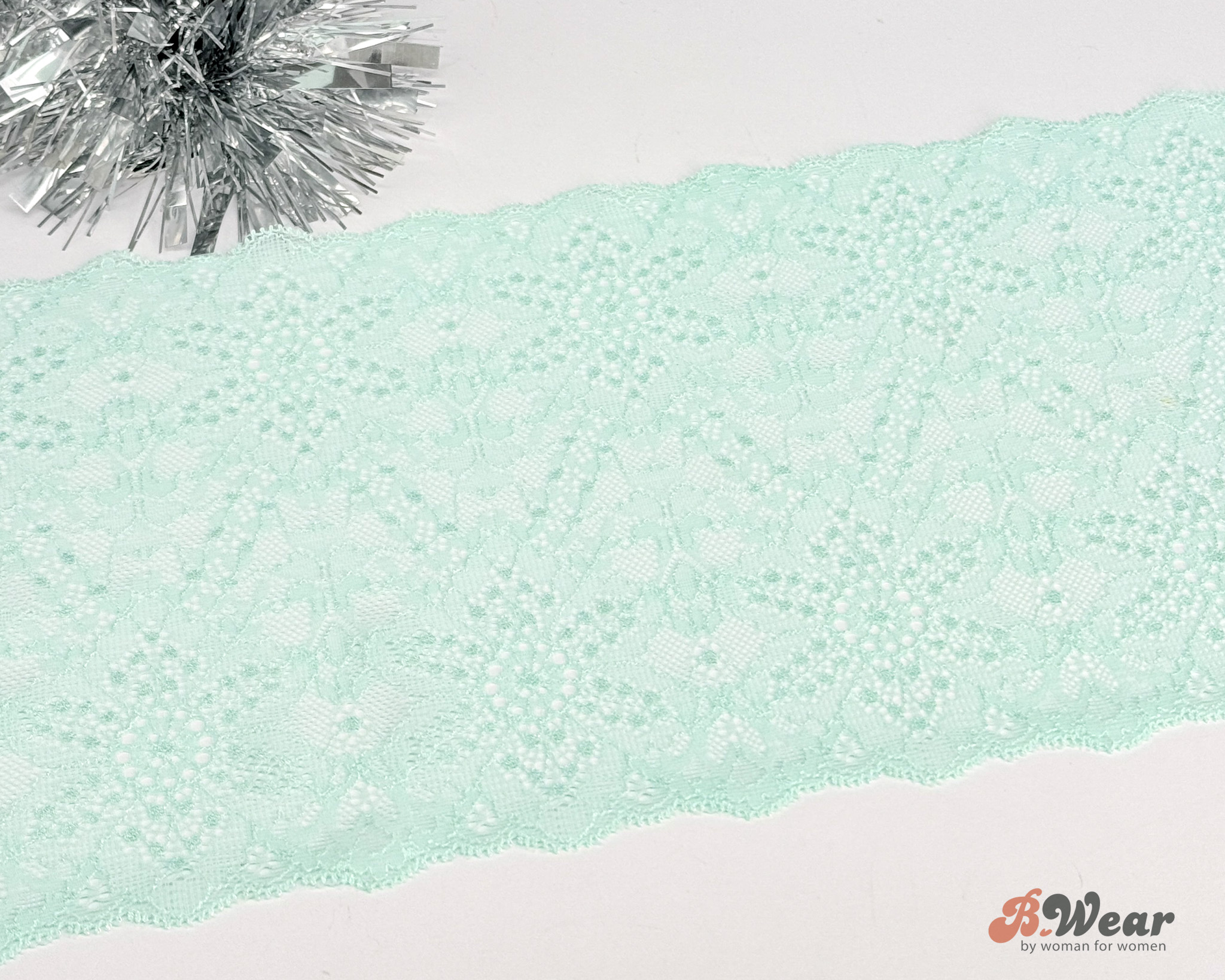 Icy morn stretch lace with beautiful pattern - 20 cm