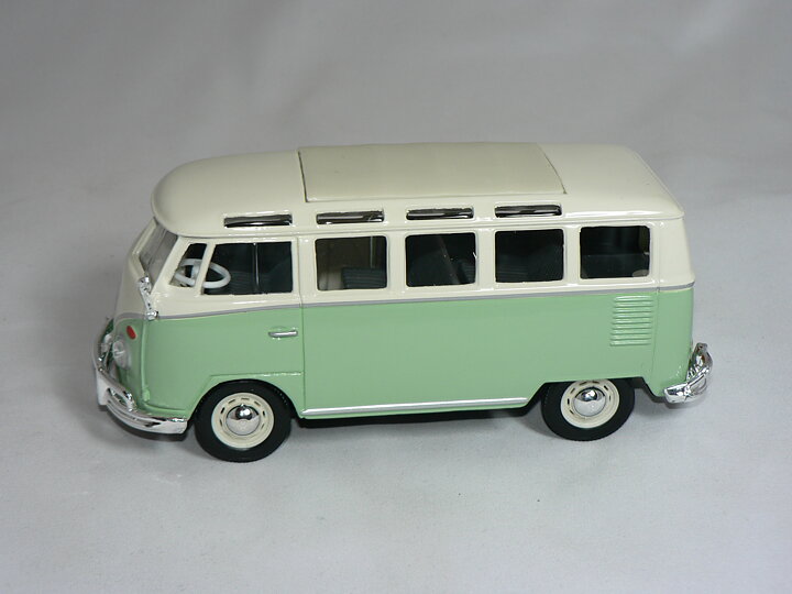 VW  Samba Buss  1:24  Maisto