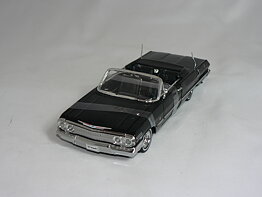 Chevrolet   Impala  Cab 1963   1:24   Welly  Low Rider