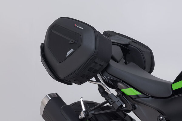 PRO BLAZE H saddlebag set. Kawasaki Ninja ZX-4RR ZX400P (23-25) - 2