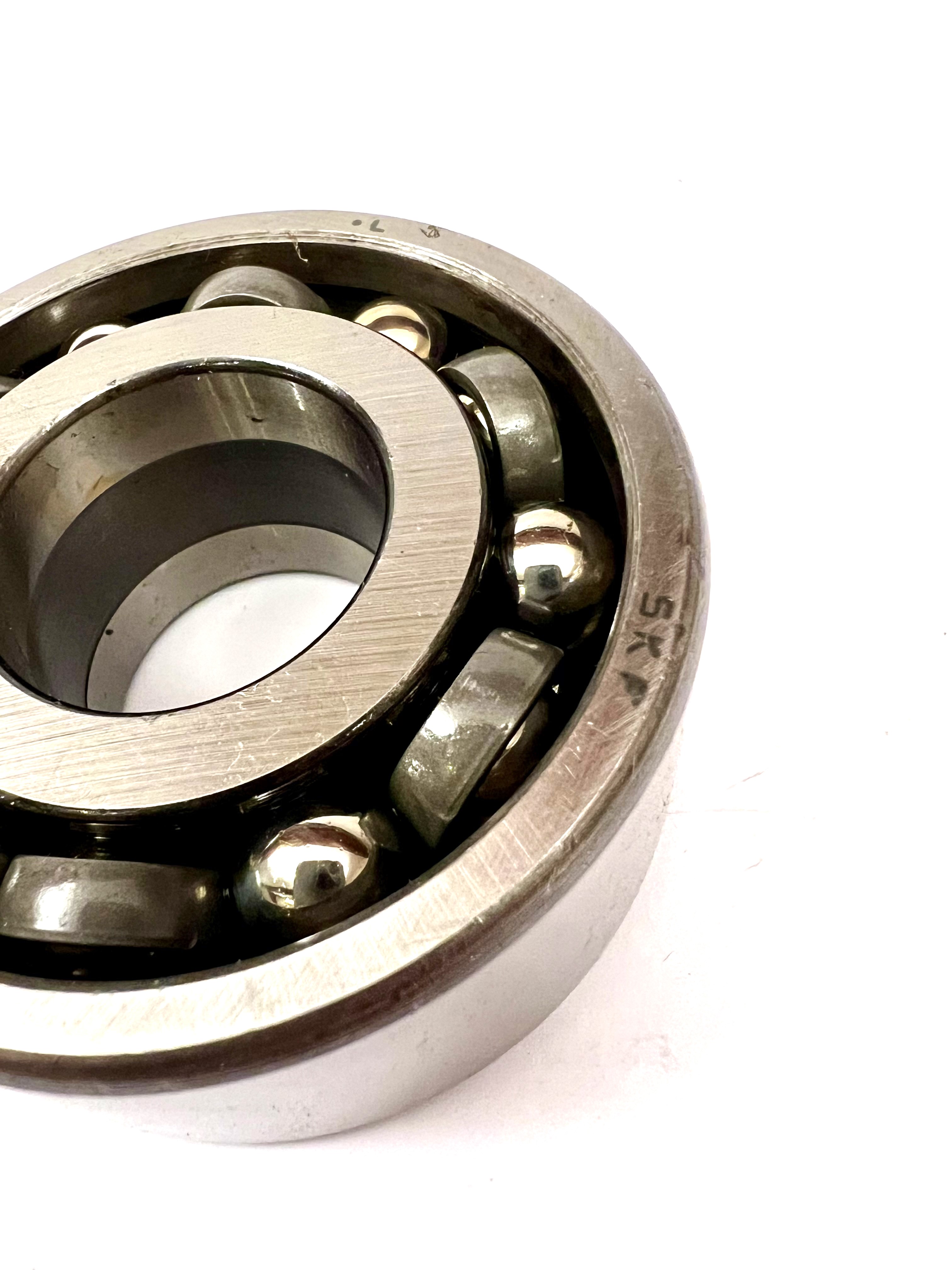 Special prestanda SKF 24 kulors  framhjulslager  Saab 93-95-96-V4 - 2