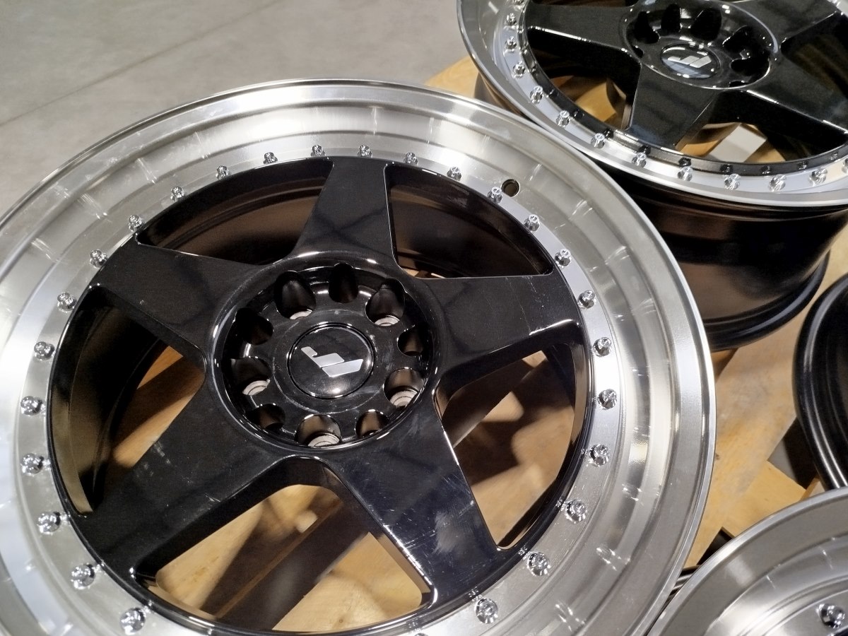 SET 4 st | 18" JR WHEELS JR6 Glossy Black Machined Face | 5x114.3/120 8.5x18 ET22 72.6 - 2