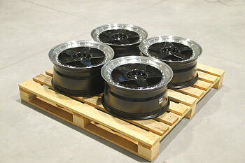 SET 4 st | 18" JR WHEELS JR6 Glossy Black Machined Face | 5x114.3/120 8.5x18 ET22 72.6