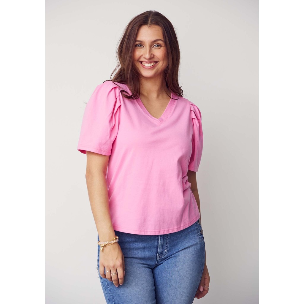 Tinni V-Neck T-Shirt - Hot Pink - Isay
