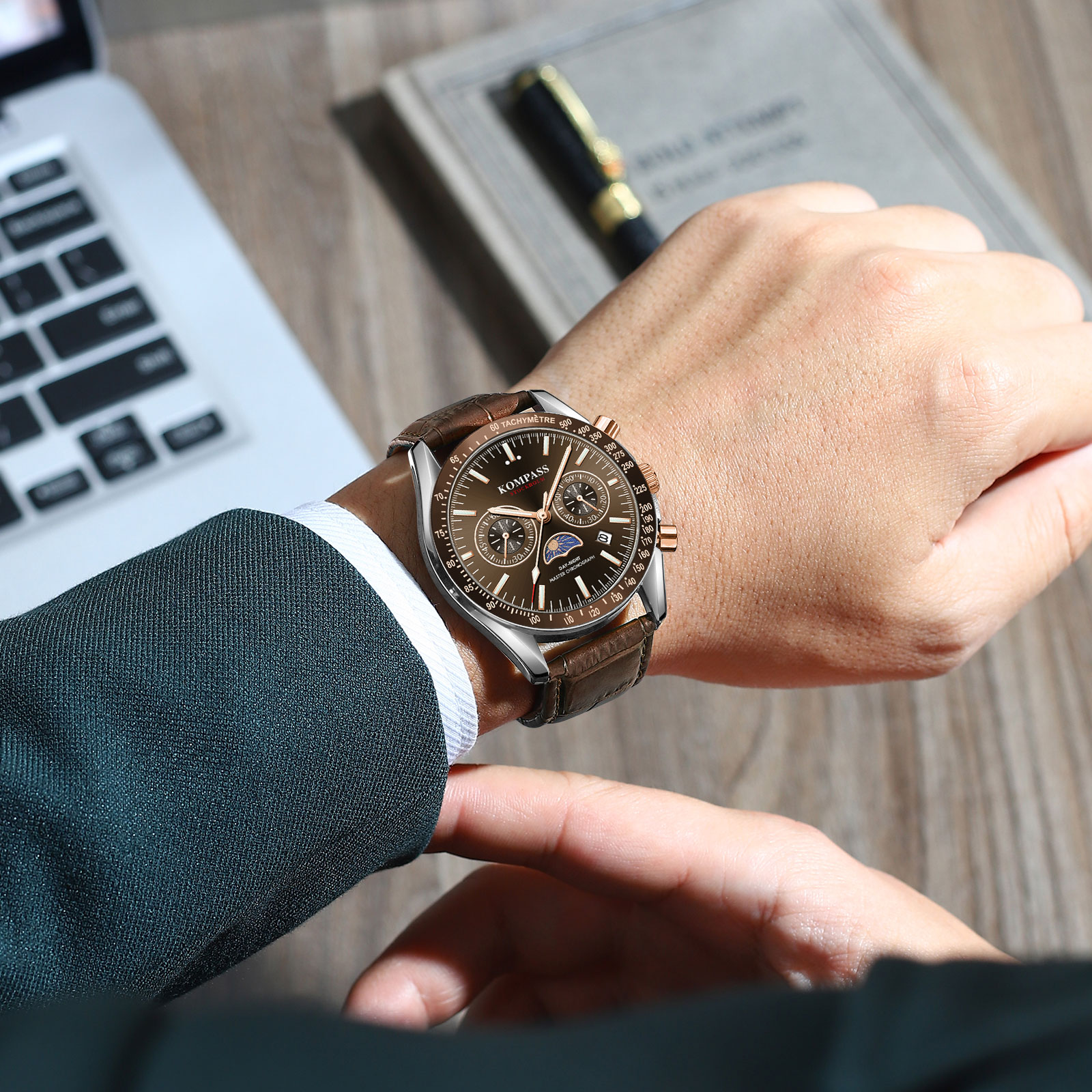 Kompass Day-Night Master Chronograph Silver Brown - 6