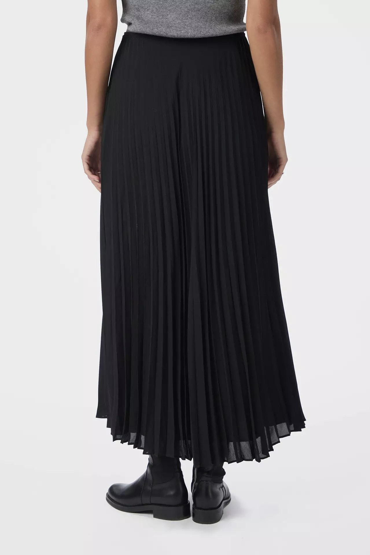 Neo Noir &nbsp;- Boni Simple Plisse Skirt Black - 2
