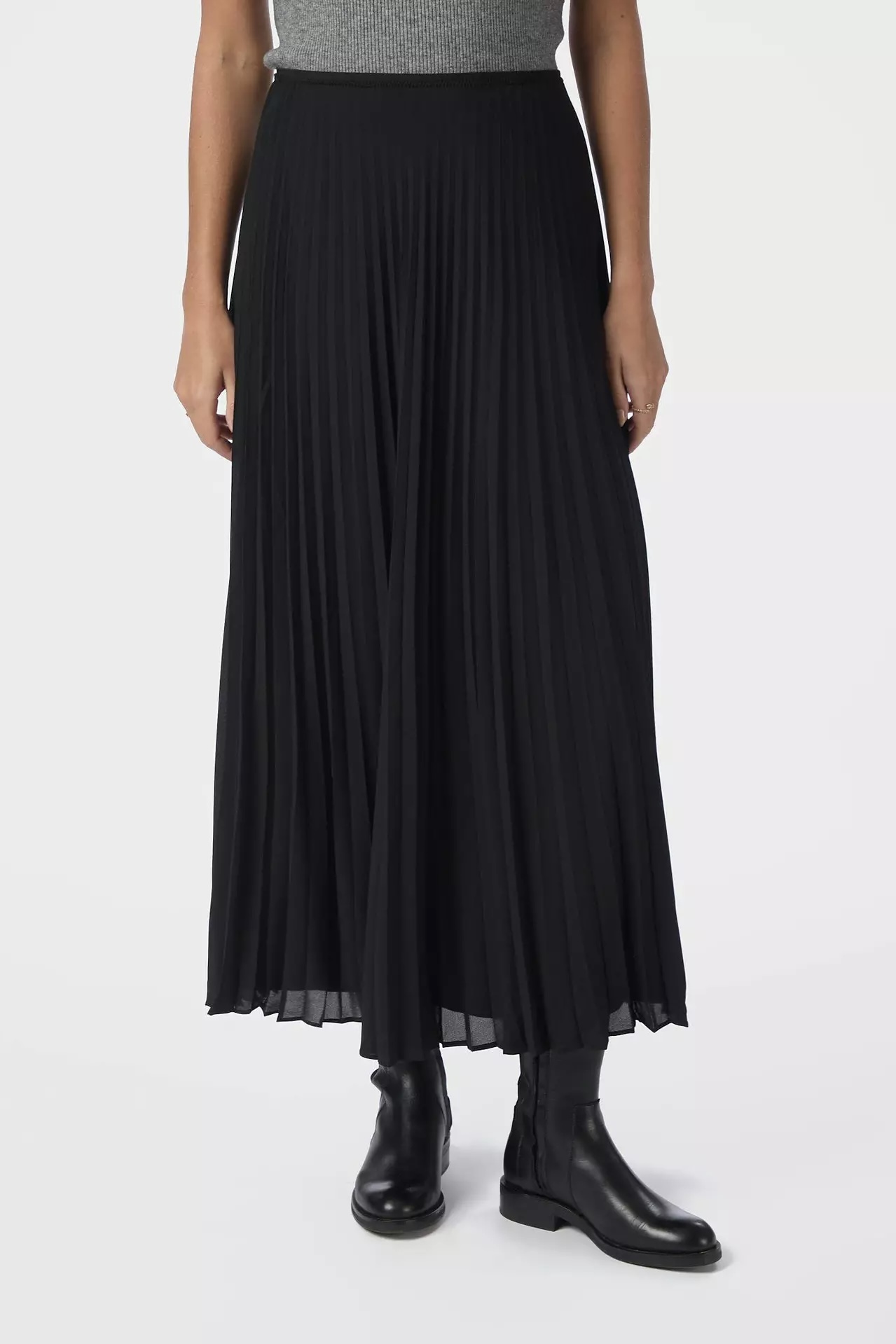 Neo Noir &nbsp;- Boni Simple Plisse Skirt Black