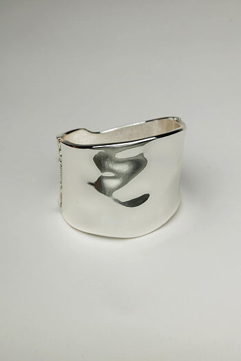 Bow 19 - Bold Bracelet Silver