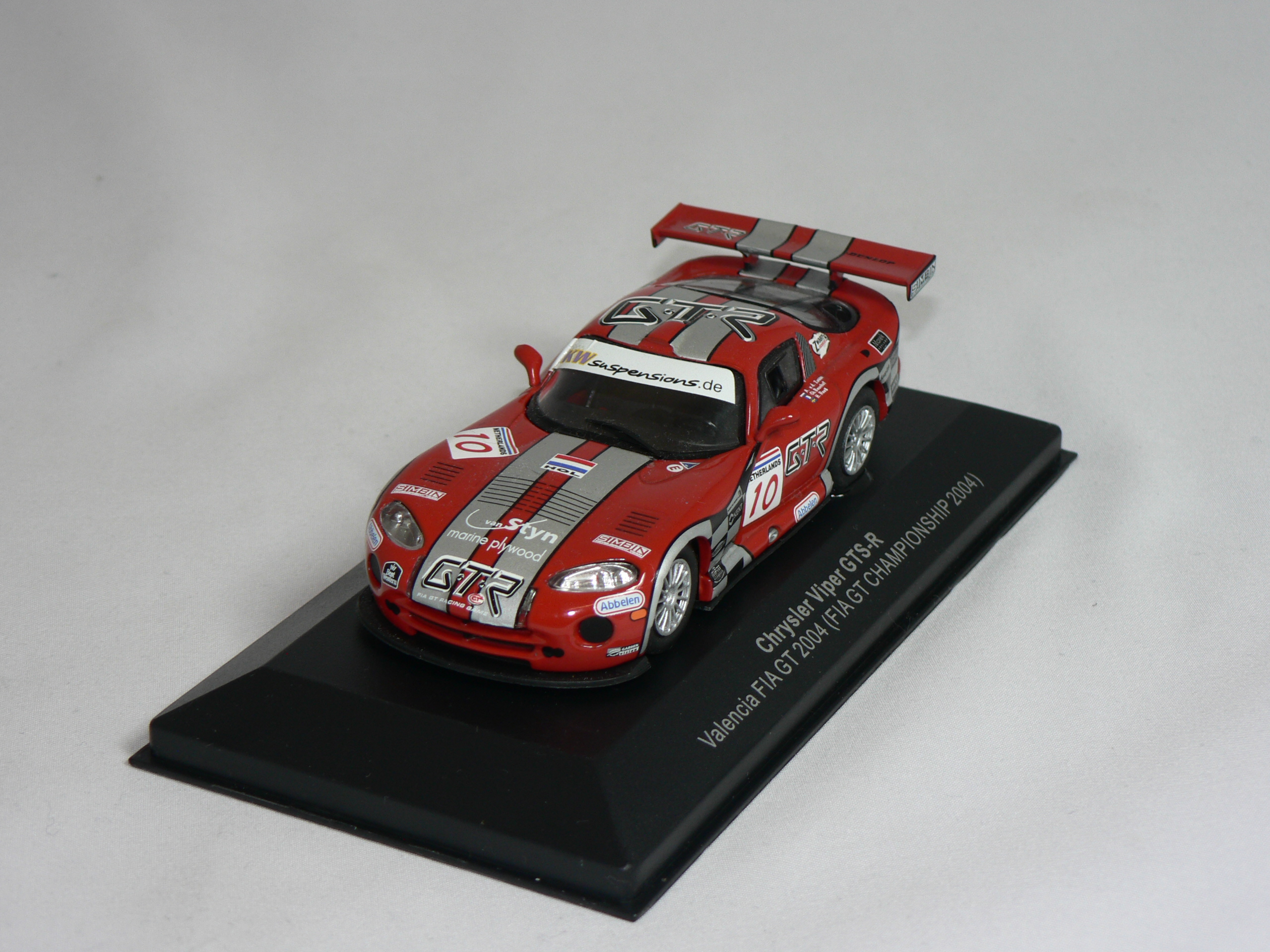 Dodge Viper GTS-R  #10   2004   1:43  IXO