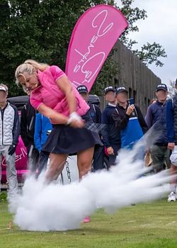 Exploderande Golfboll