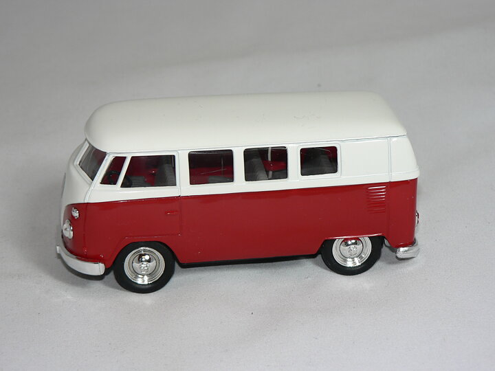 VW  Buss  1:38  Welly