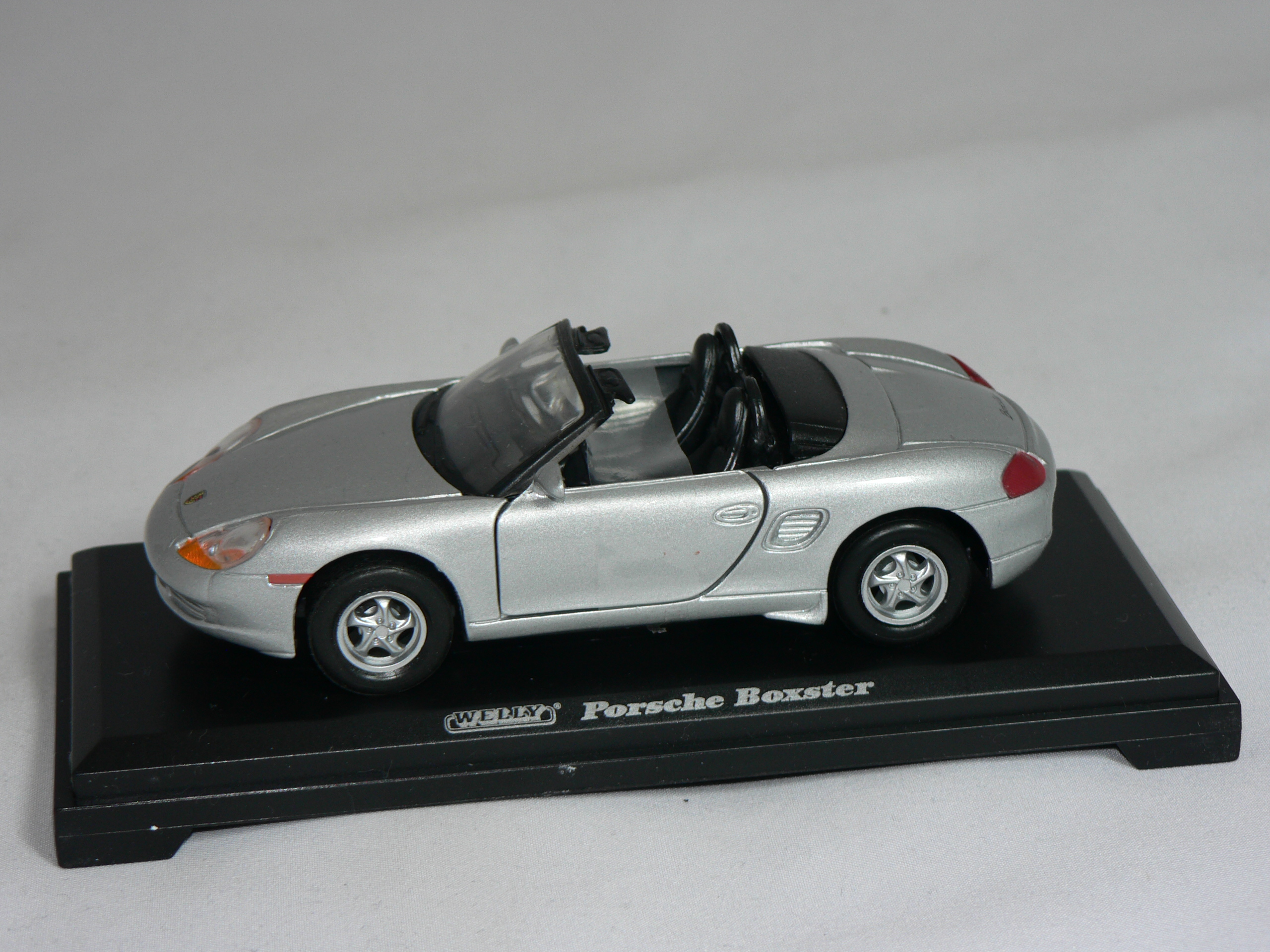 Porsche   Boxster1:38  Super Auto ( Welly ) - 3