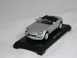 BMW Z8  1:38  Super Auto ( Welly )