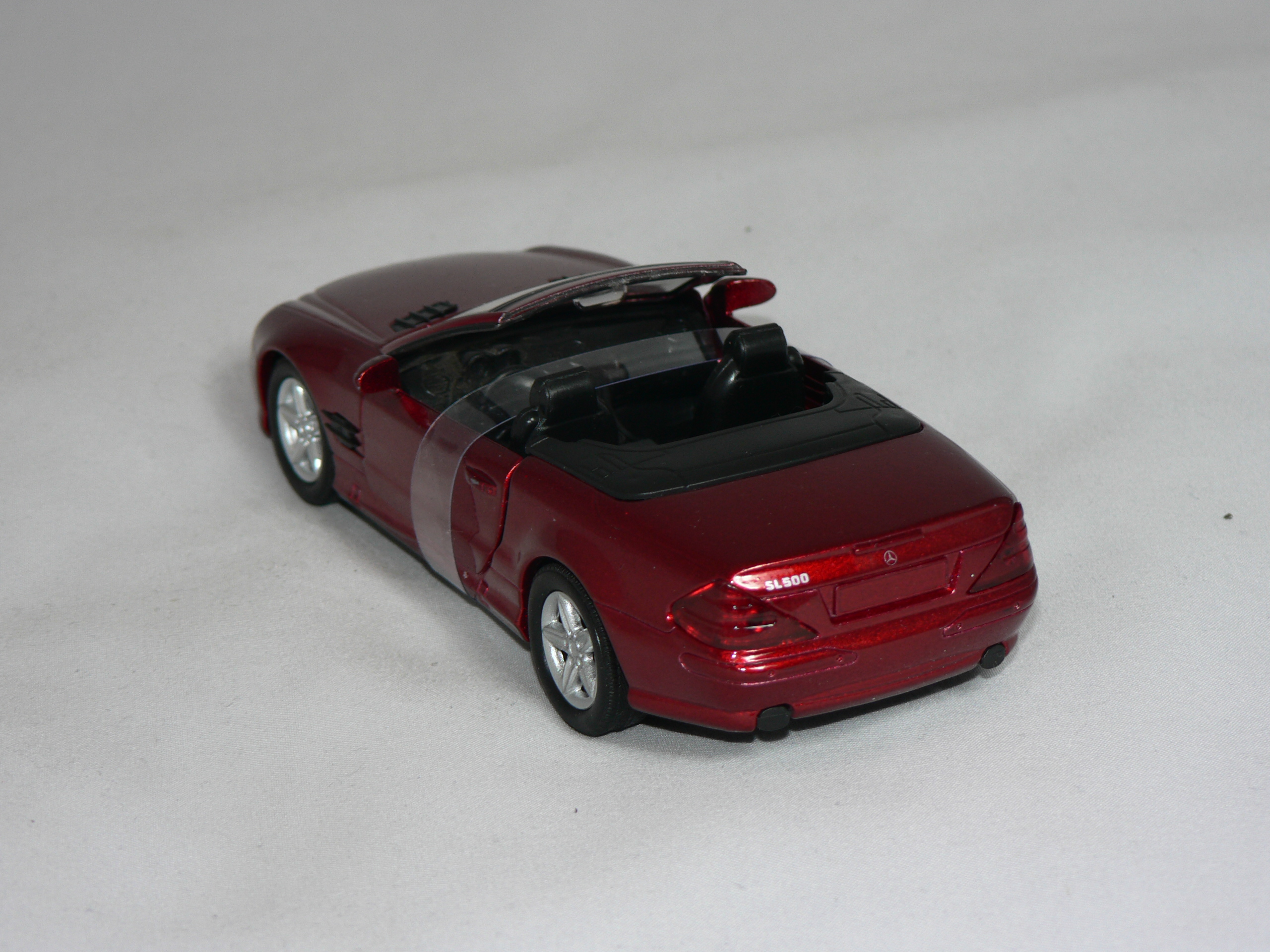 Mercedes-Benz  SL 500  1:32 New Ray - 2