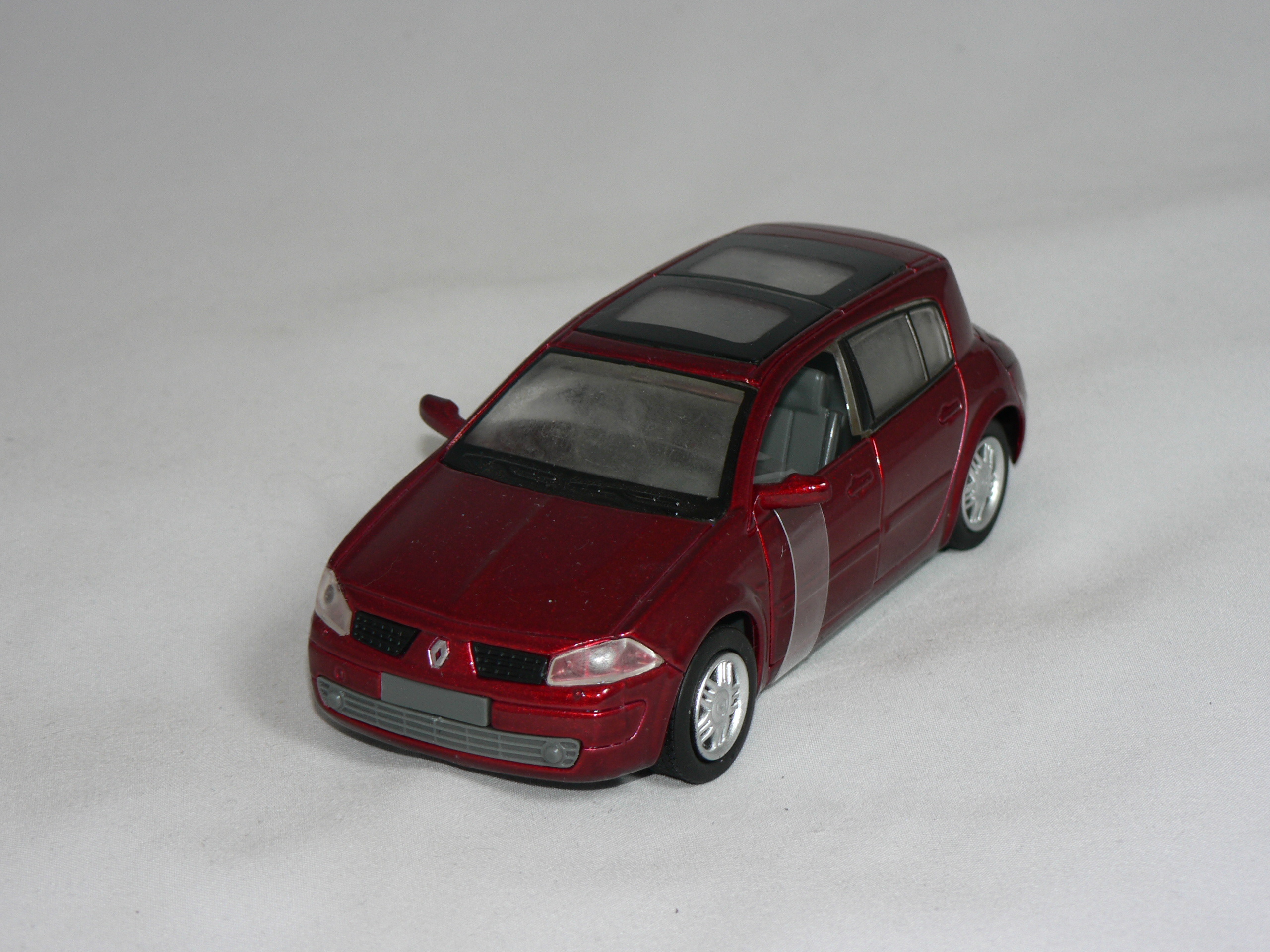 Renault  Megane  1:32 New Ray