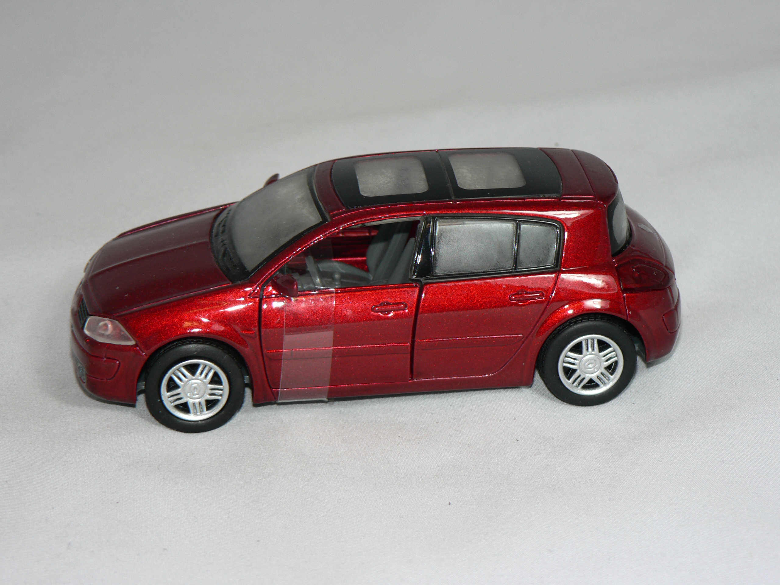 Renault  Megane  1:32 New Ray - 3