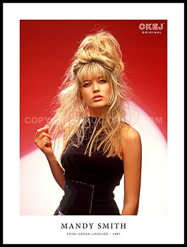 Mandy Smith 30x40 cm
