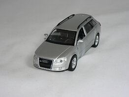 Audi A4  Avant  1:32 New Ray