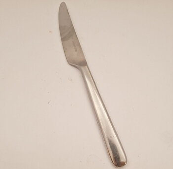 Functional form knife matte