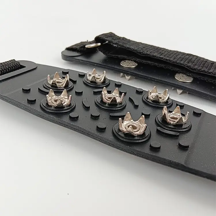 Brodder med 7 dubber under foten – one size - 4