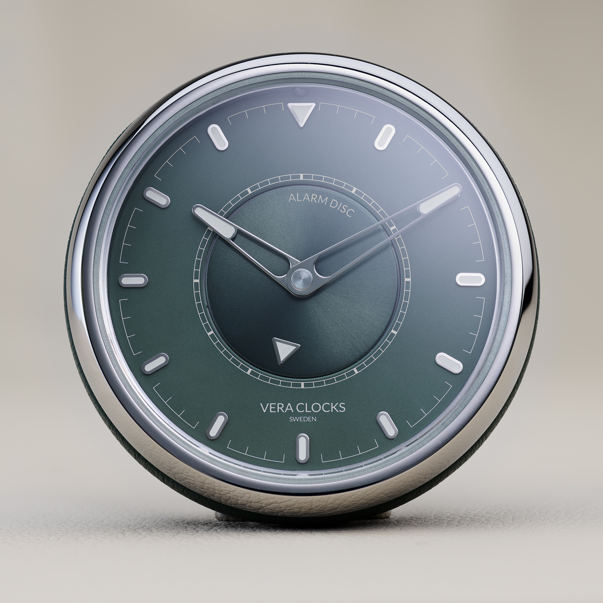 S01VE-1002 Vera Clocks Väckarklocka Verde