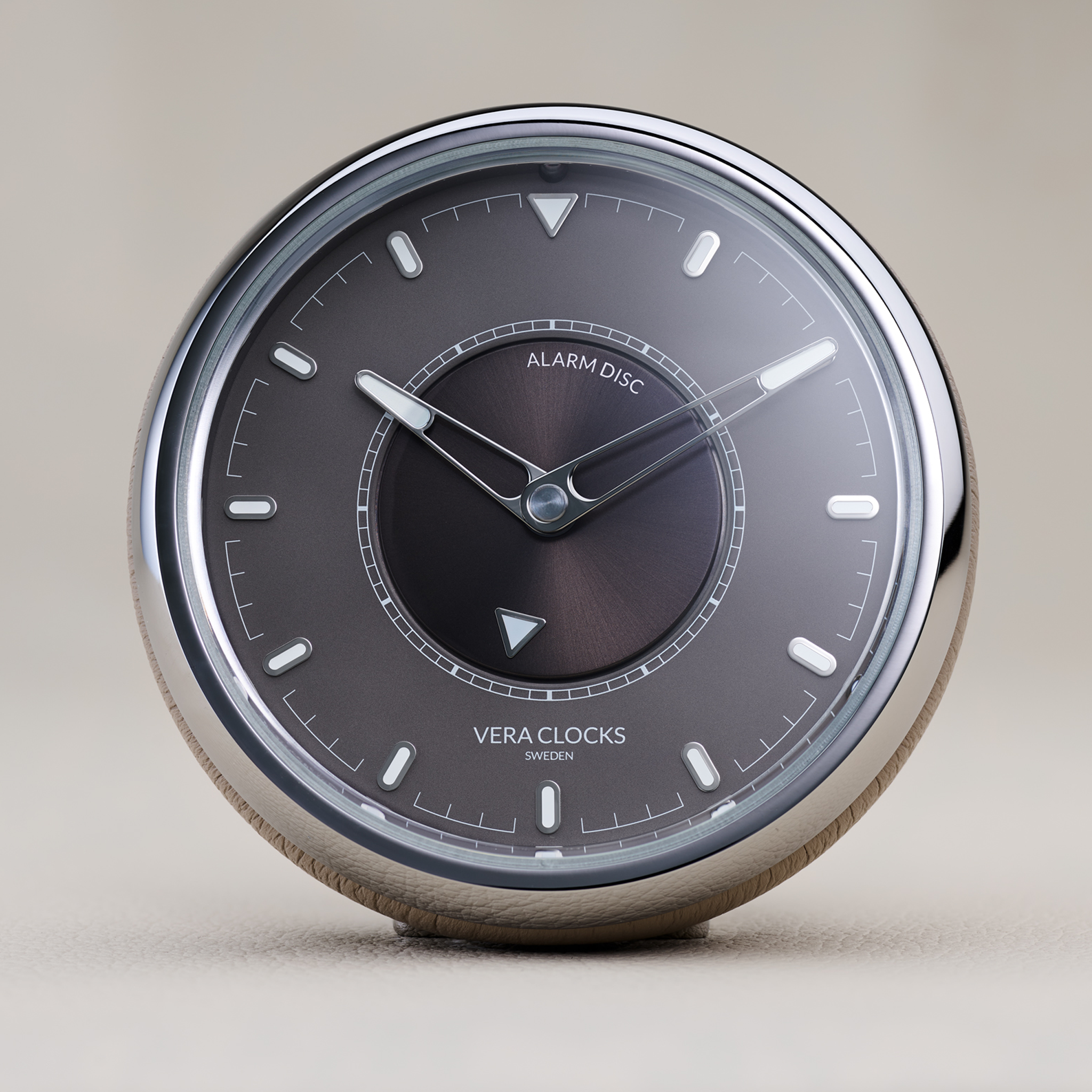 S01HA-1005 Vera Clocks Väckarklocka Havanna