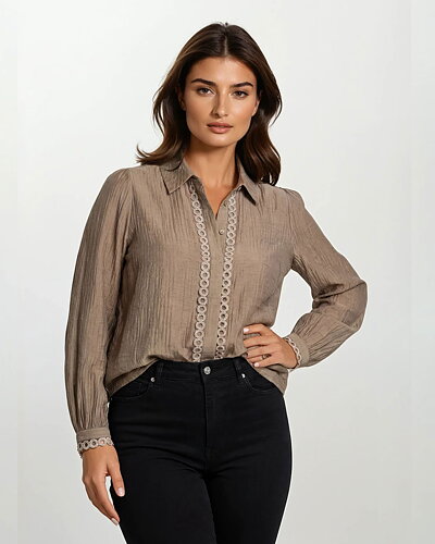 Blus Tassy Lace med krage mullvad