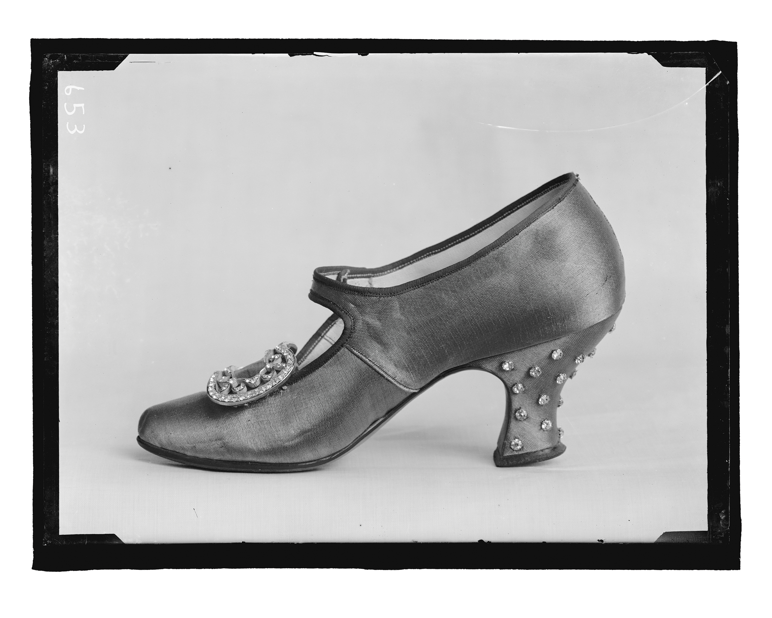 Woman´s Shoe - Poster - 2