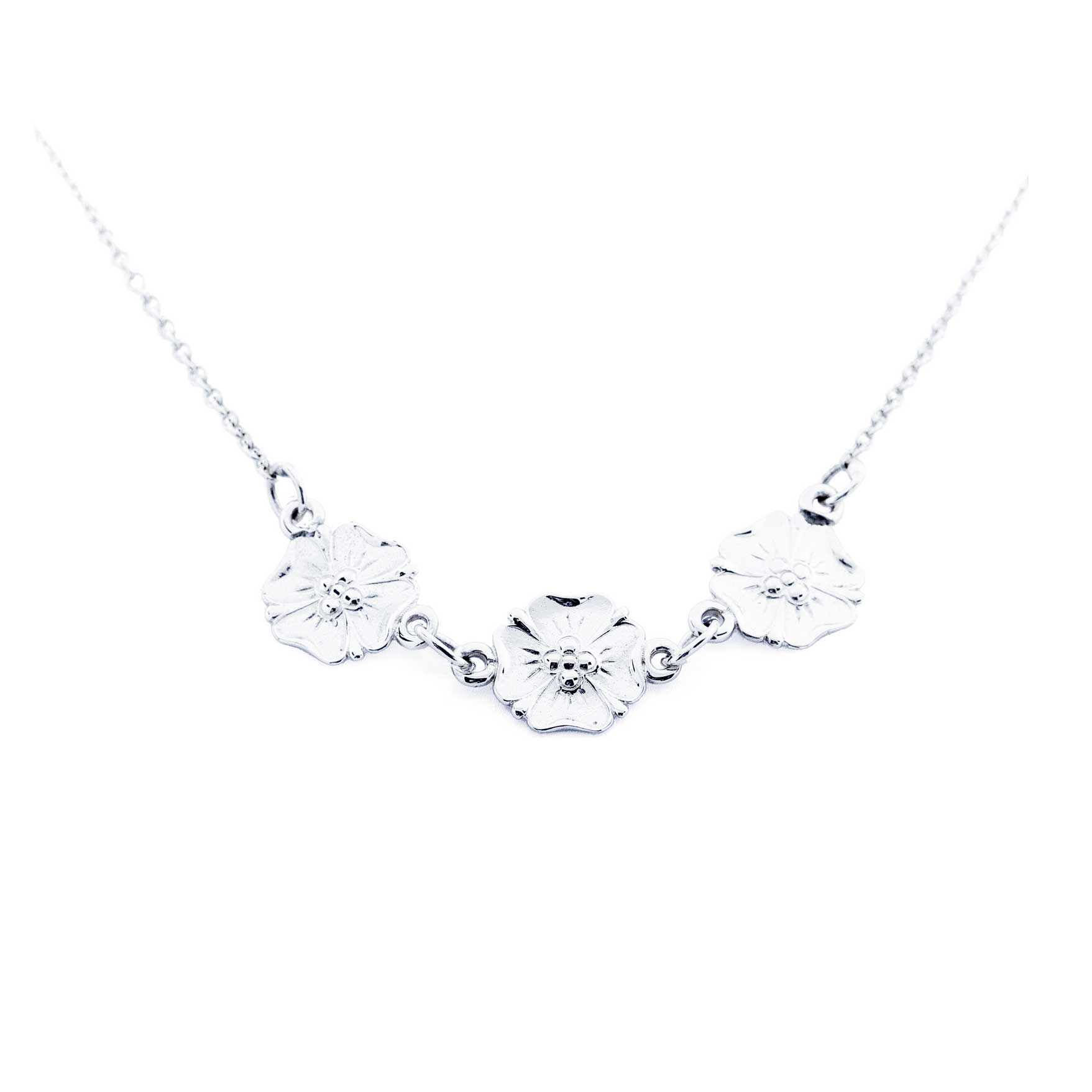 Hälsinge necklace 3 flowers