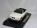 Bmw 325 i  Cab   1993  1:18  Maisto