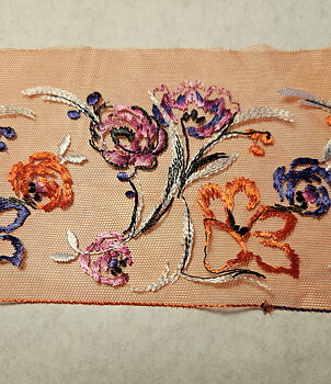 Orange with beautiful flowers - 11 cm non-stretch lace