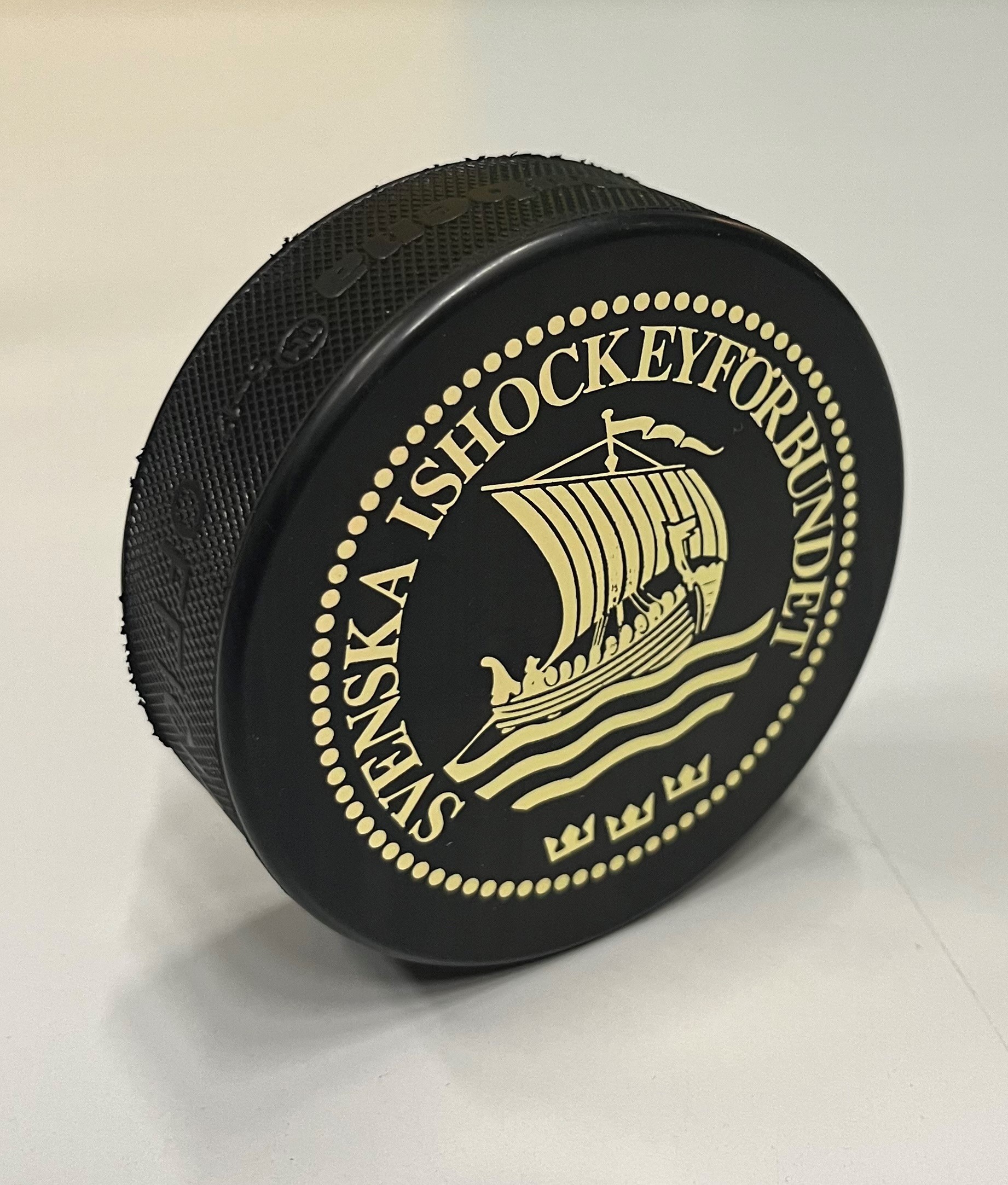 OFFICIELL MATCHPUCK