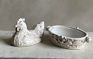 Bowl with hen - unpainted - Resin- Alison Davies - 2