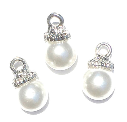 baubles 3pcs white