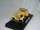 Ford Street  Rod  -1932  1:18  Road Legends