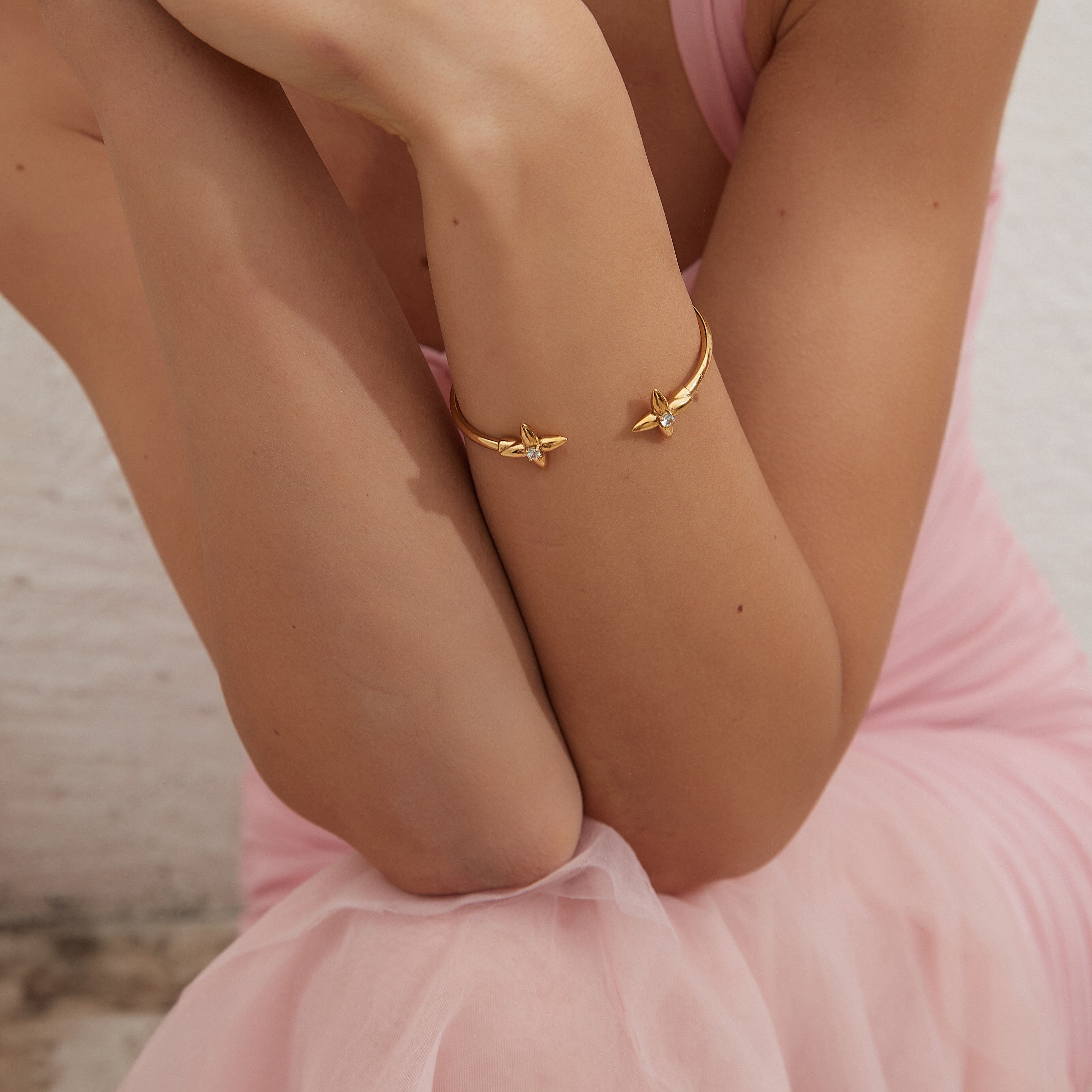 Valencia c shape bangle gold - 2