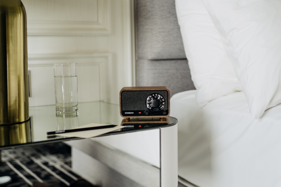 Sangean WR8 mörktträ Bluetooth - 3