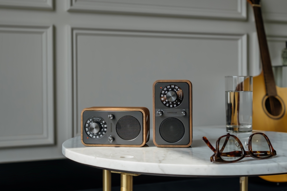Sangean WR9 mörktträ Bluetooth - 5
