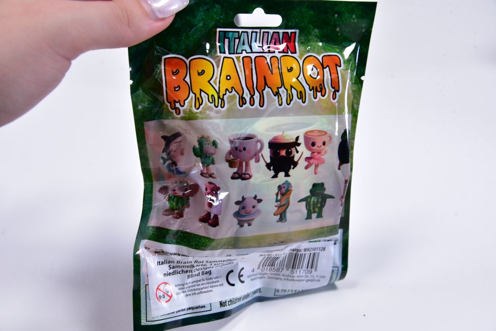 Italian Brainrots, samlarfigur, Bordsdisplay med 24 st. - 6