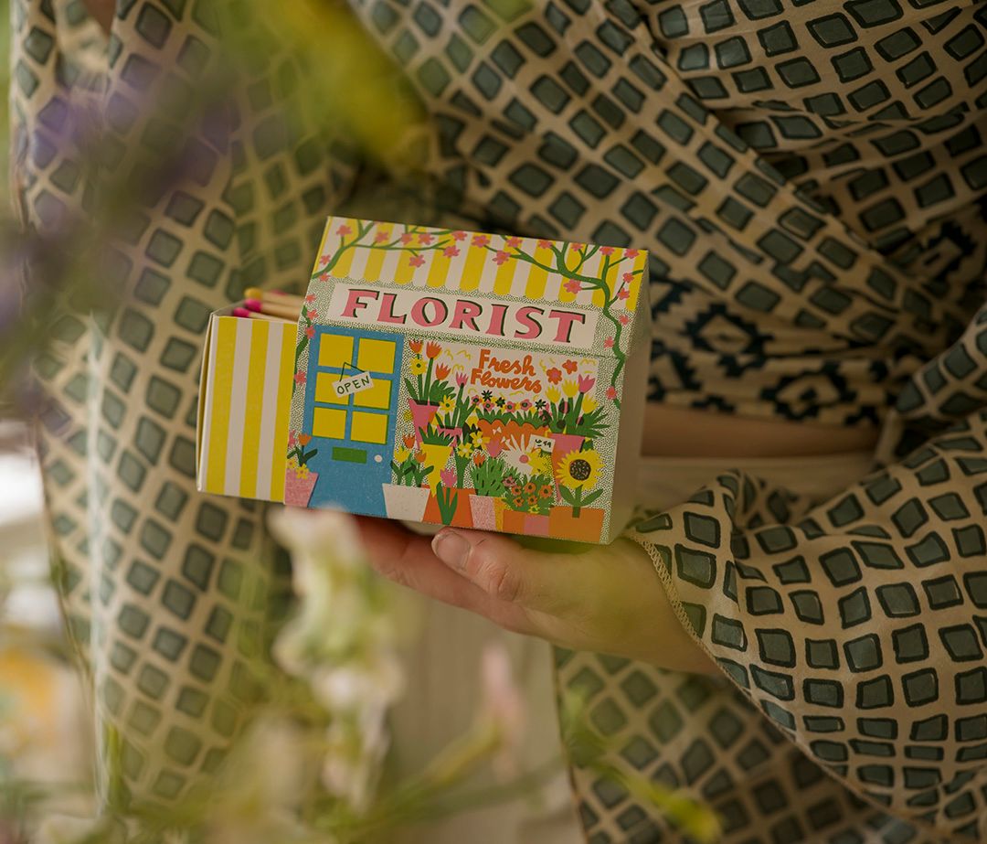 Tändsticksask/hus Blomsteraffär - 2