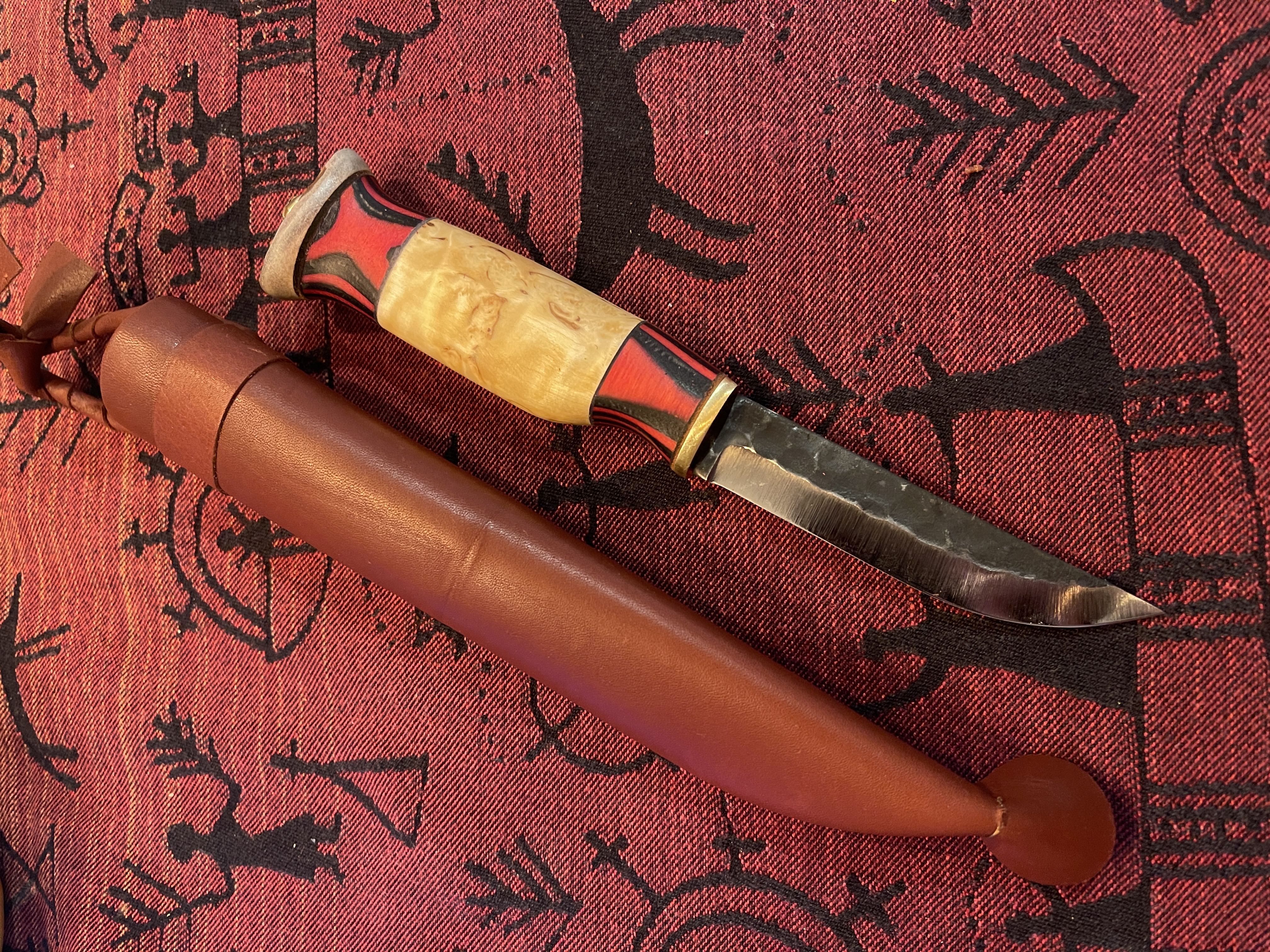 Lapland kniv röd-svart