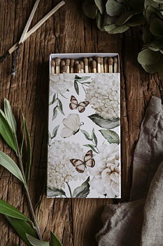 Majas Matchbox Hortensia &amp; perhonen