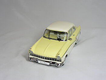 Ford Taunus 17m P2  1957  1:18  KK Scale